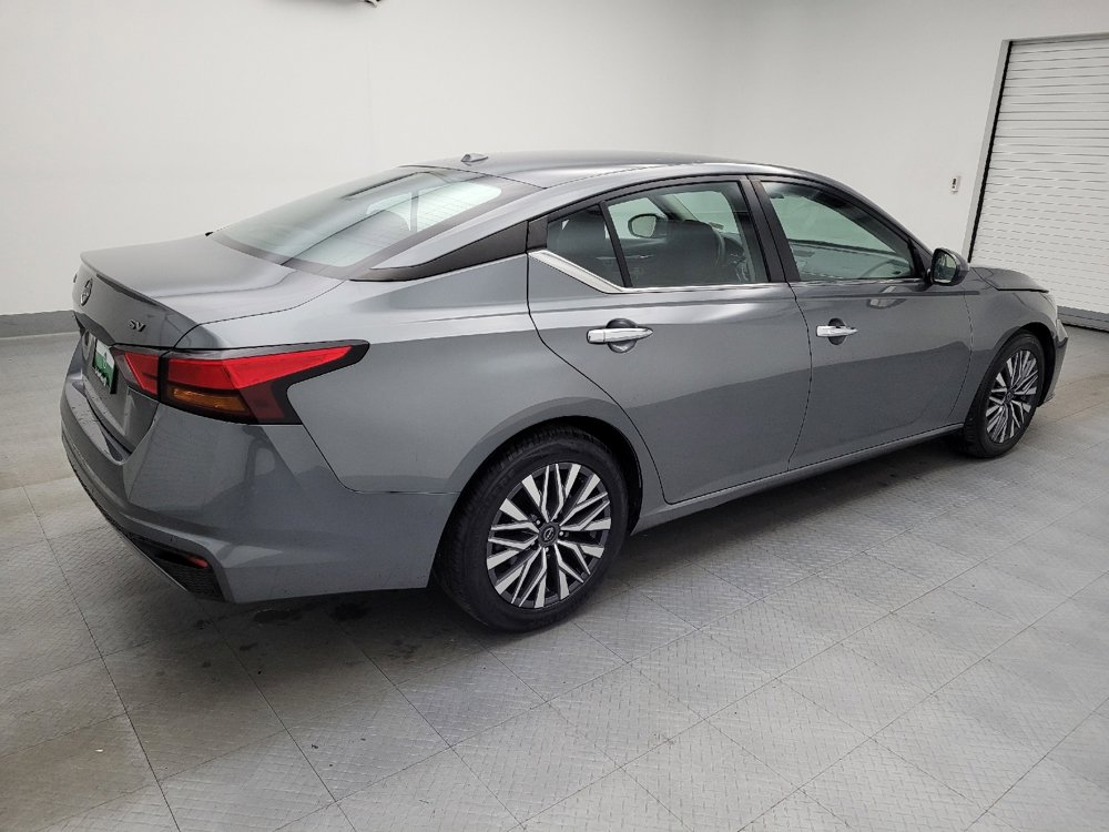 Used 2023 Nissan Altima 2.5 SV image 10
