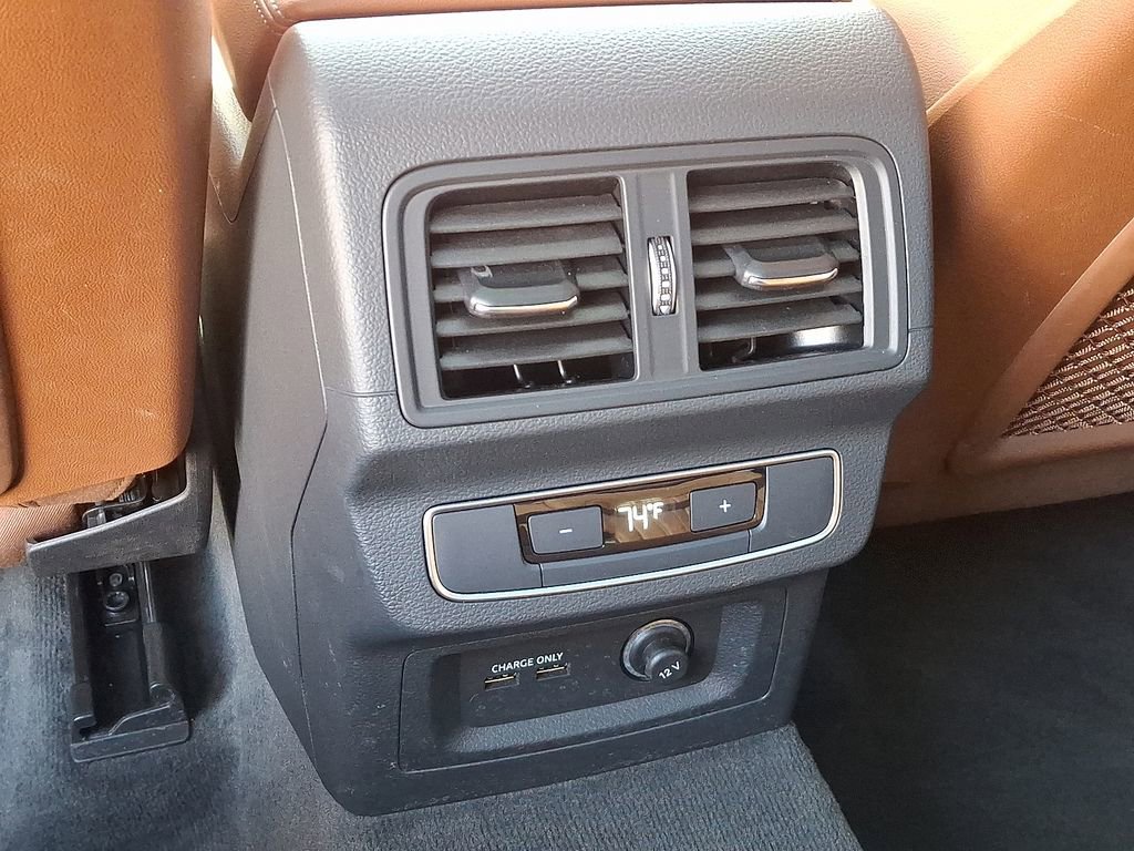 Used 2022 Audi Q5 2.0T Premium Plus w/ Premium Plus Package image 11