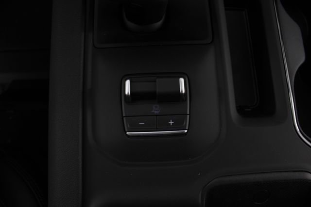 New 2026 GMC Sierra 1500 AT4 image 9