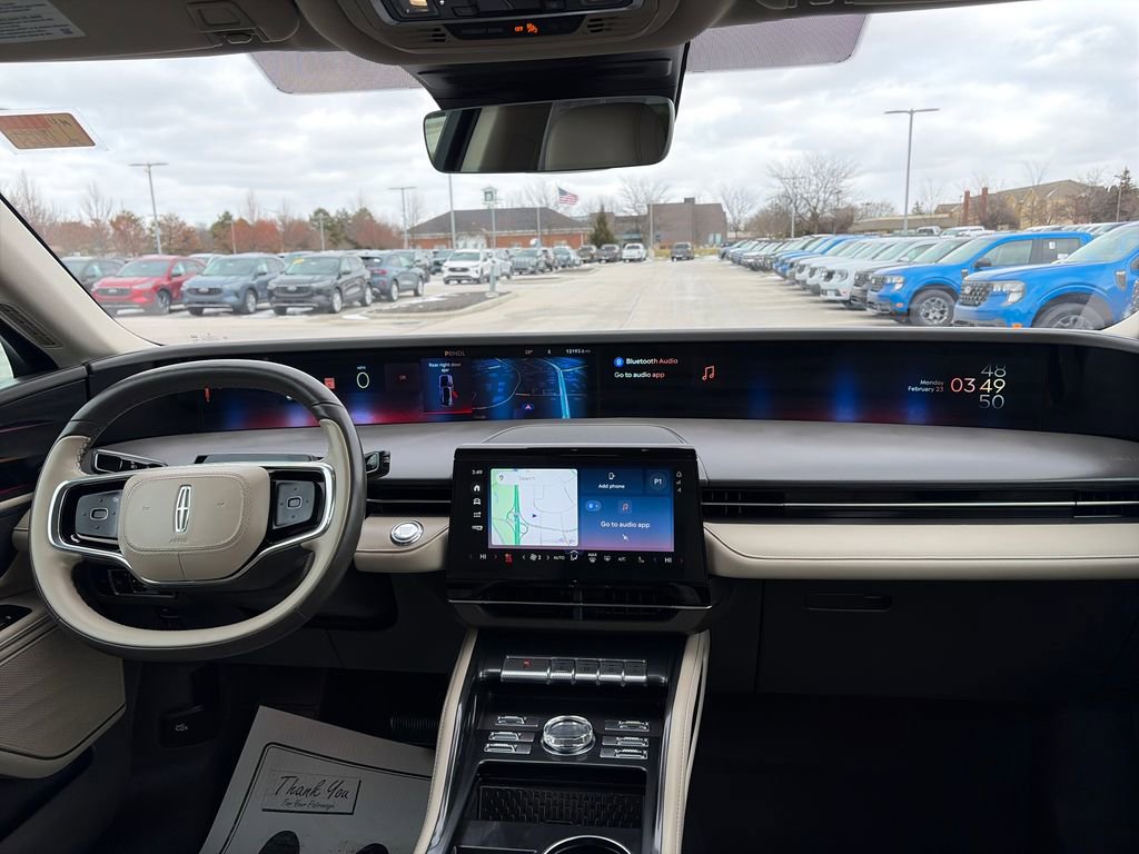 Used 2025 Lincoln Nautilus Premier image 40
