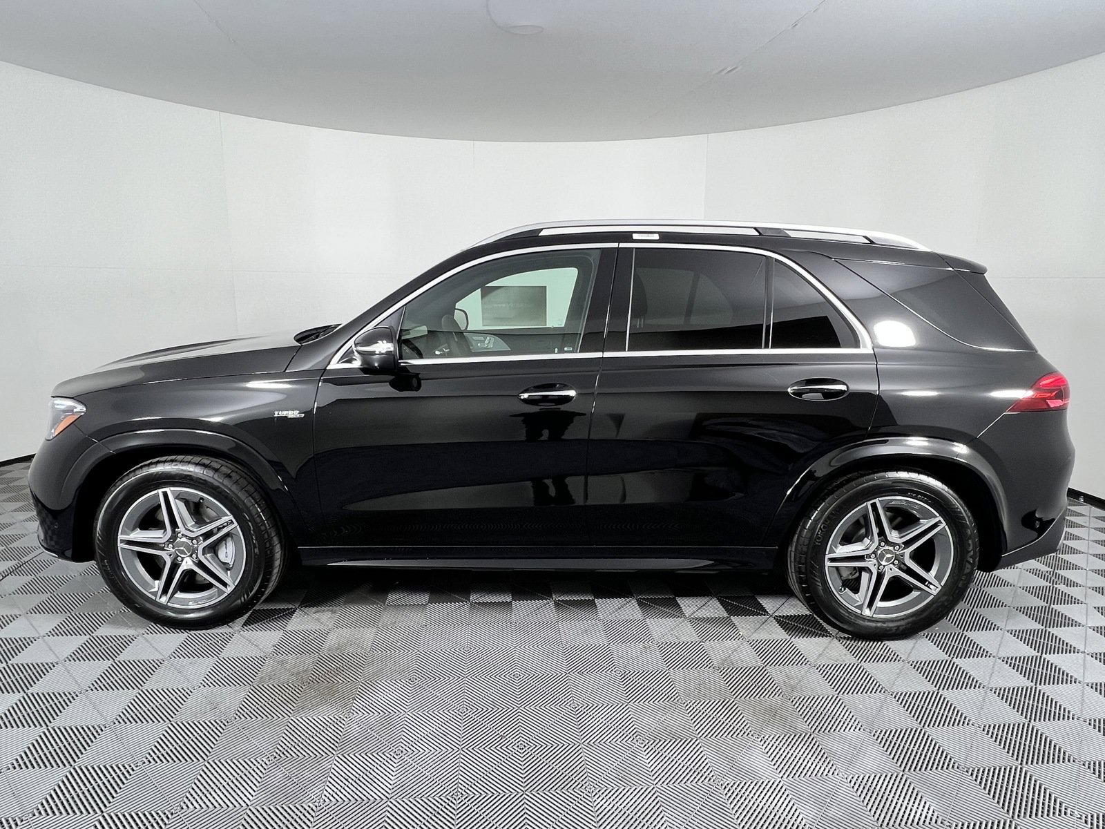 Used 2025 Mercedes-Benz GLE 53 AMG 4MATIC image 10