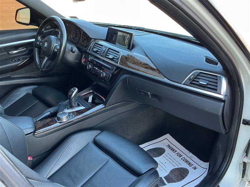 Used 2017 BMW 340i xDrive Sedan image 32