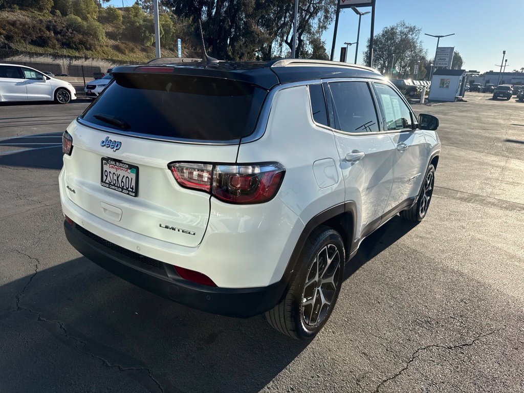 Certified 2025 Jeep Compass Limited AWD/4WD image 8