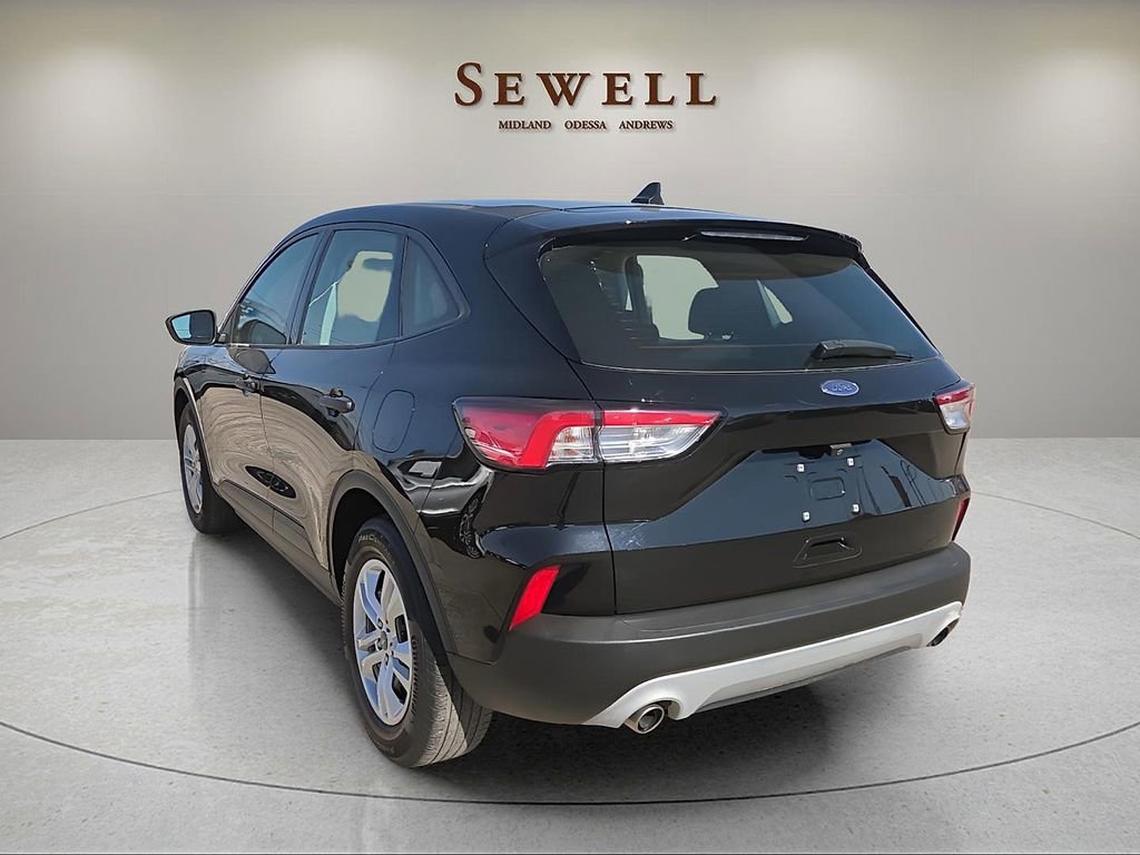 Used 2021 Ford Escape S image 3
