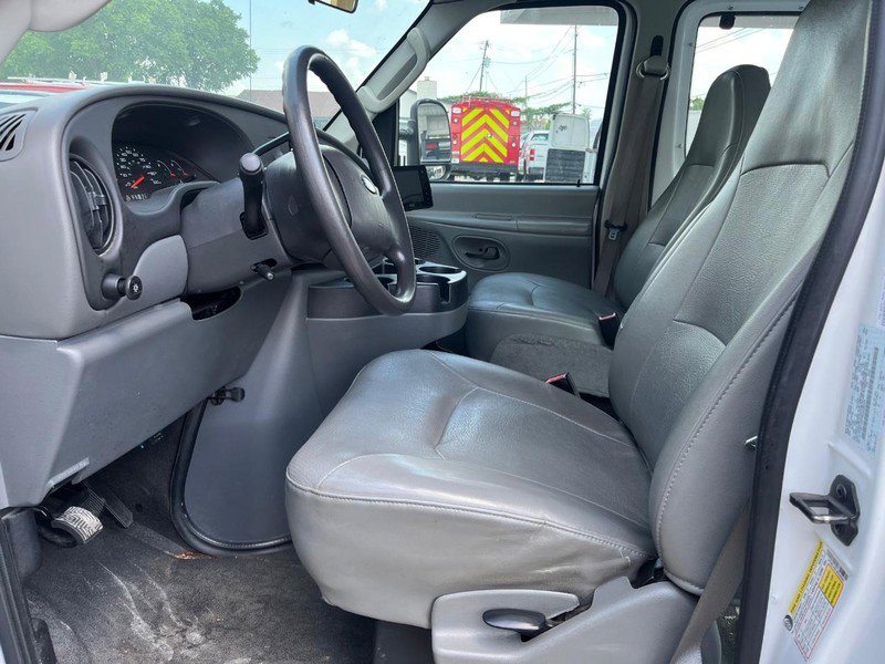 Used 2008 Ford E-150 and Econoline 150 image 7