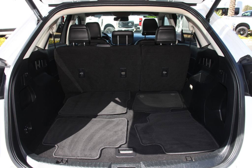 Used 2020 Ford Edge SEL w/ Convenience Package FWD image 22