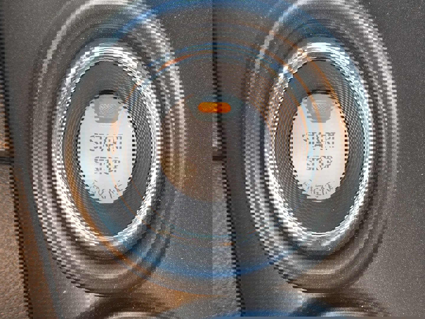 Used 2023 Nissan Titan PRO-4X w/ Pro-4x Convenience Package AWD/4WD image 14