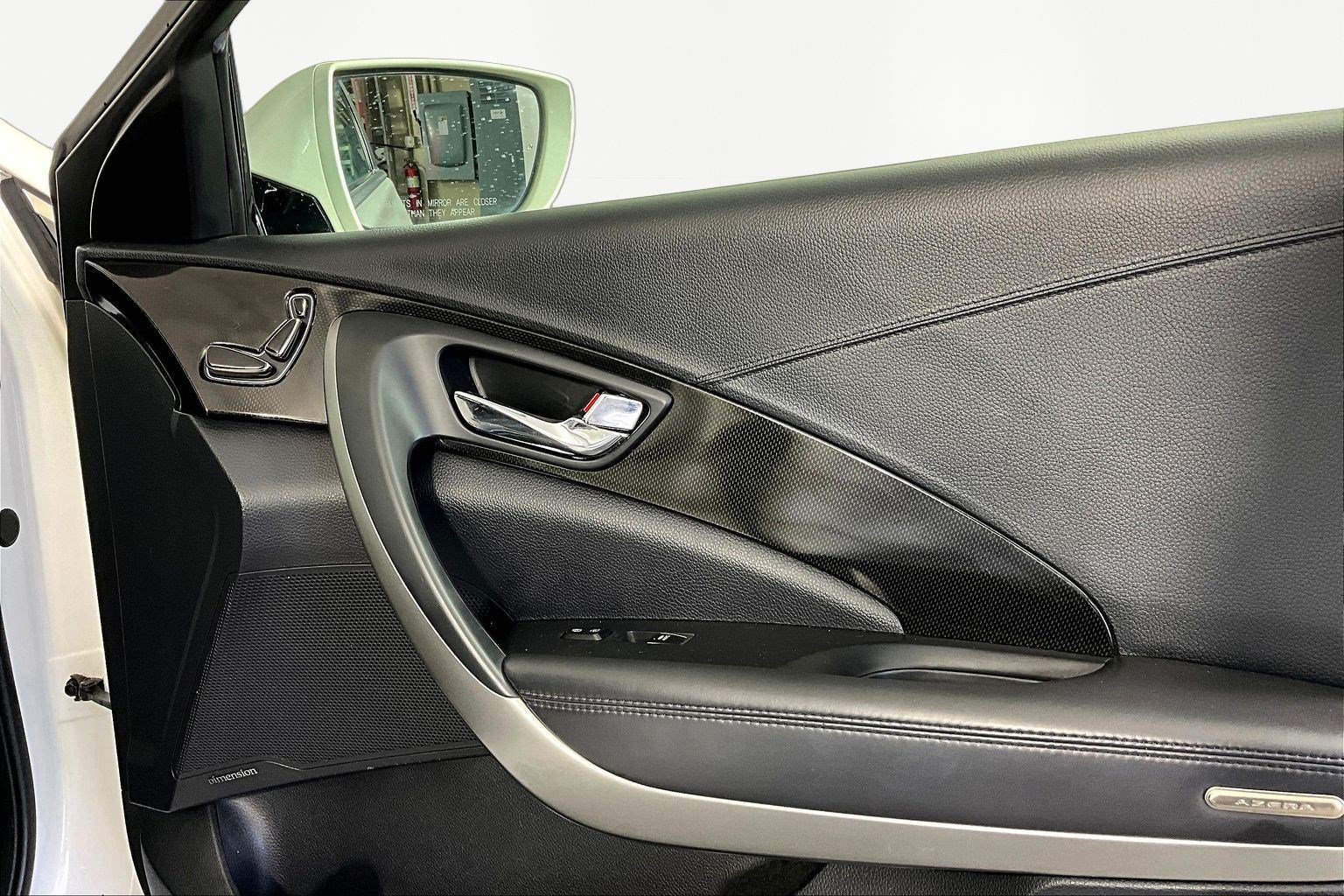 Used 2013 Hyundai Azera FWD image 28