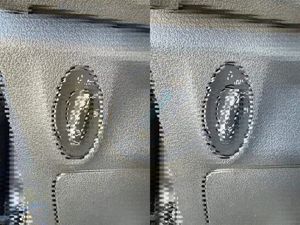 Used 2024 Volkswagen Jetta SE image 23