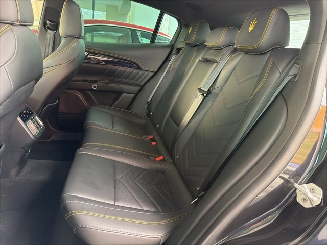 Certified 2023 Maserati Grecale Modena image 18