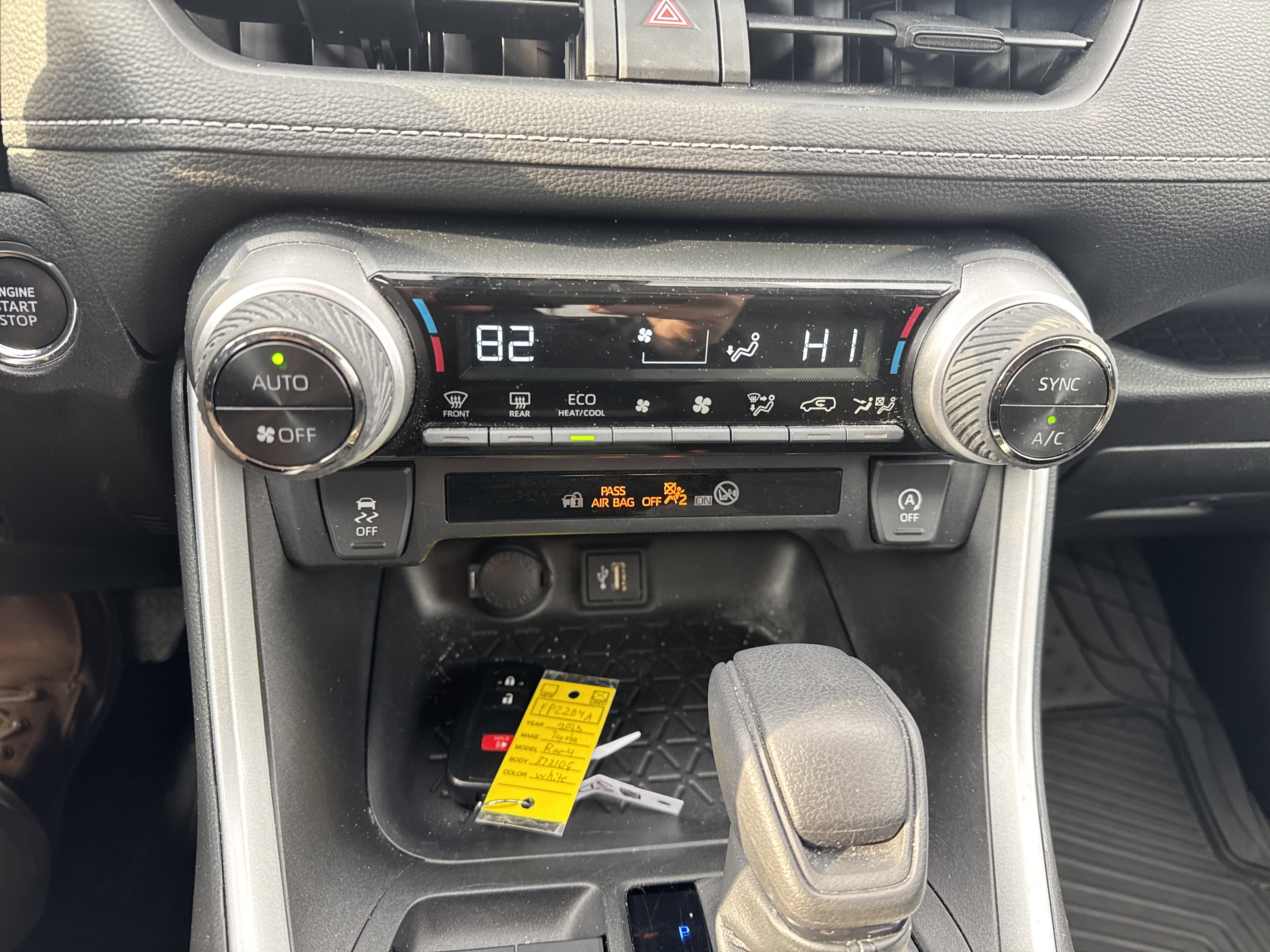 Used 2023 Toyota RAV4 XLE image 25