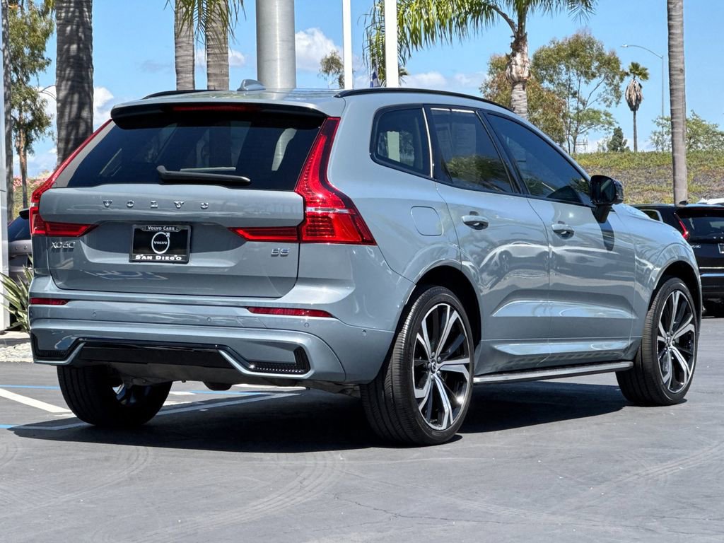 Certified 2023 Volvo XC60 B5 Ultimate FWD image 5