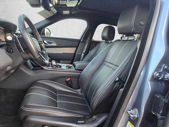 Used 2023 Land Rover Range Rover Velar R-Dynamic S image 11
