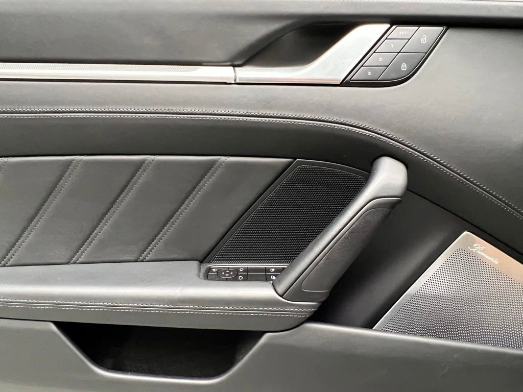 Certified 2024 Porsche 911 Turbo AWD/4WD image 19