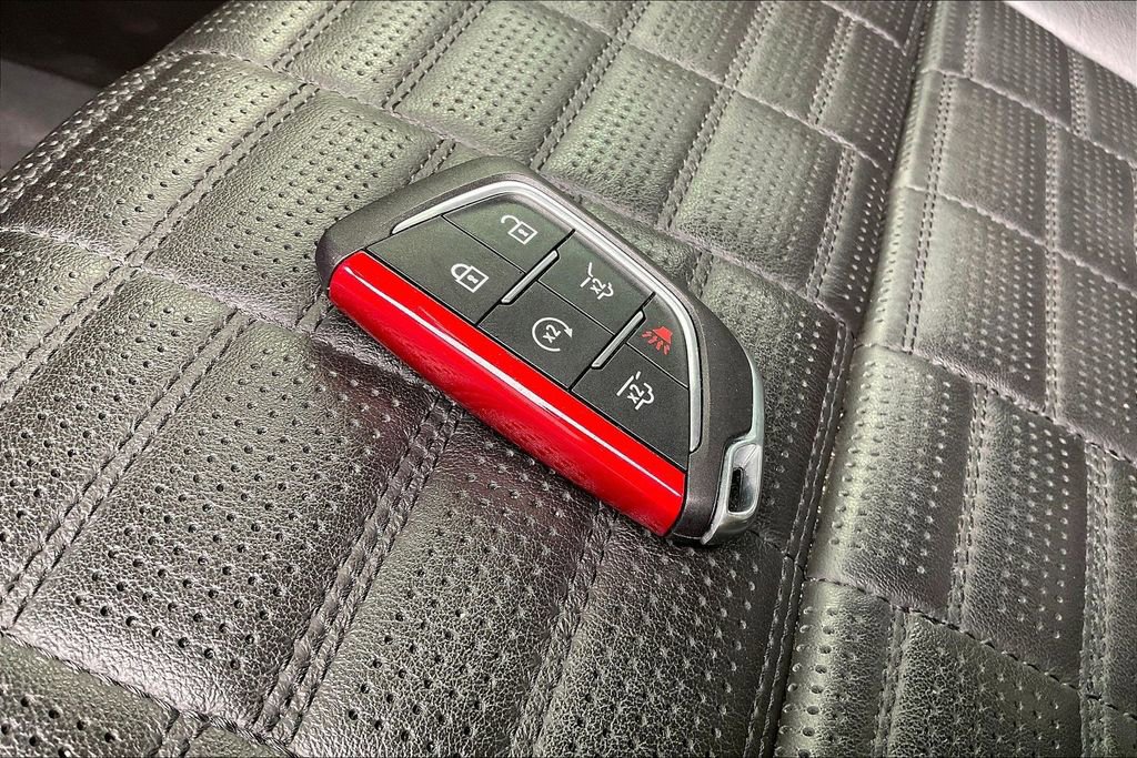 Used 2023 Cadillac Escalade ESV V w/ LPO, ONYX Package image 37