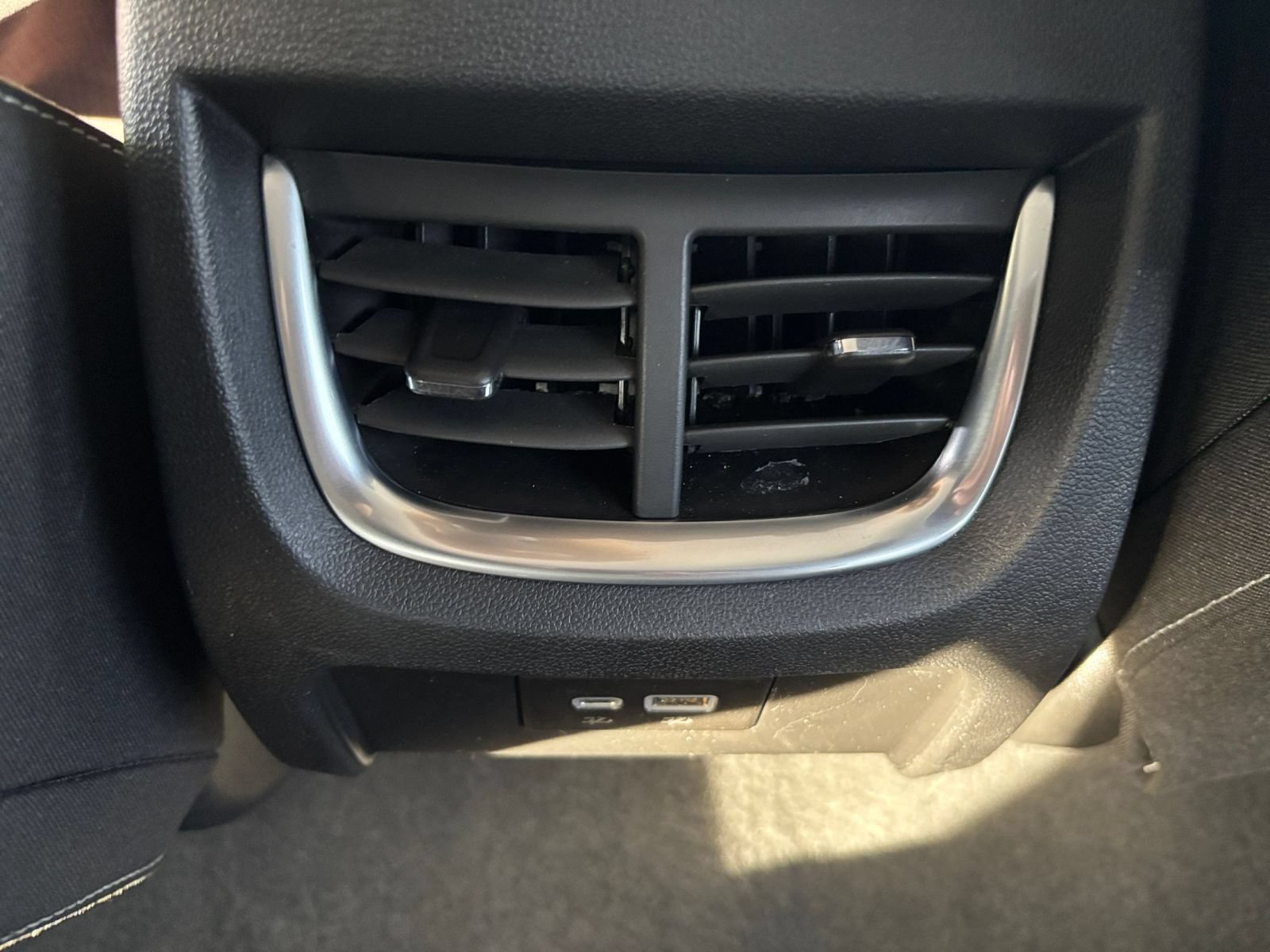 Used 2026 Chevrolet Blazer LT FWD image 21