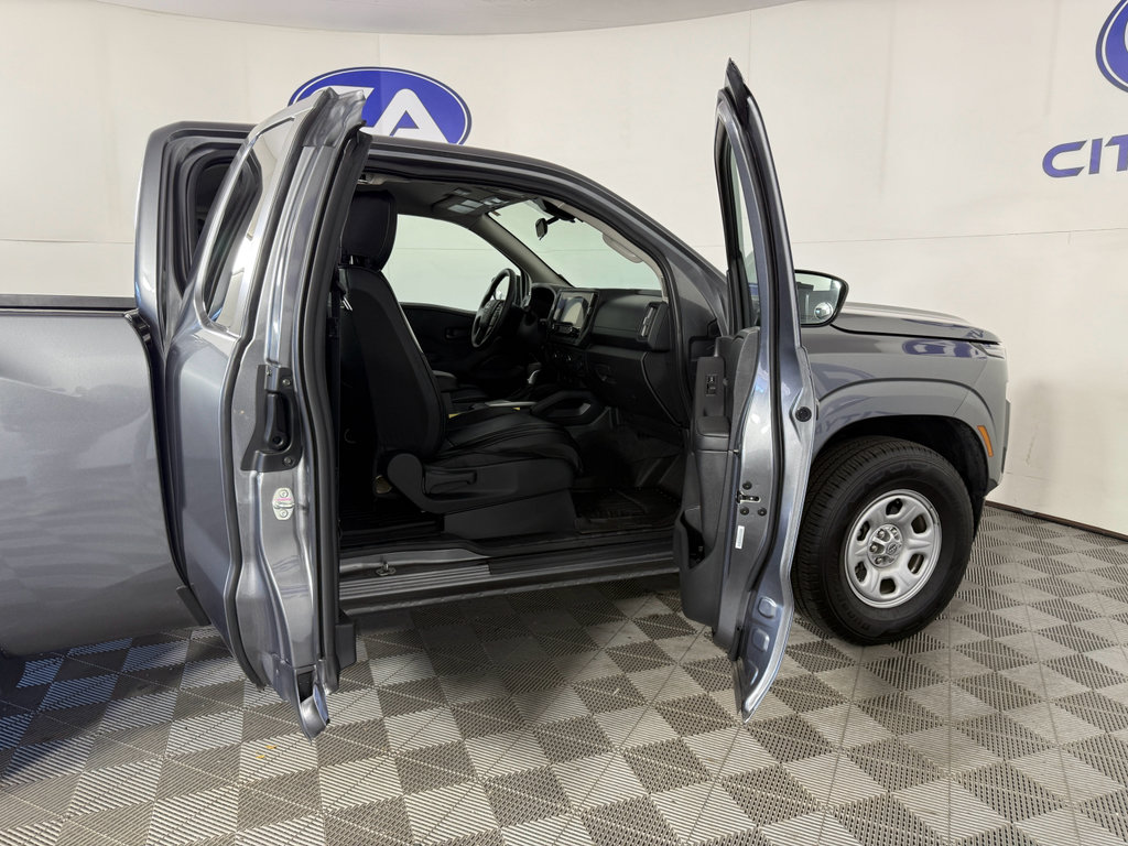Used 2025 Nissan Frontier S image 14