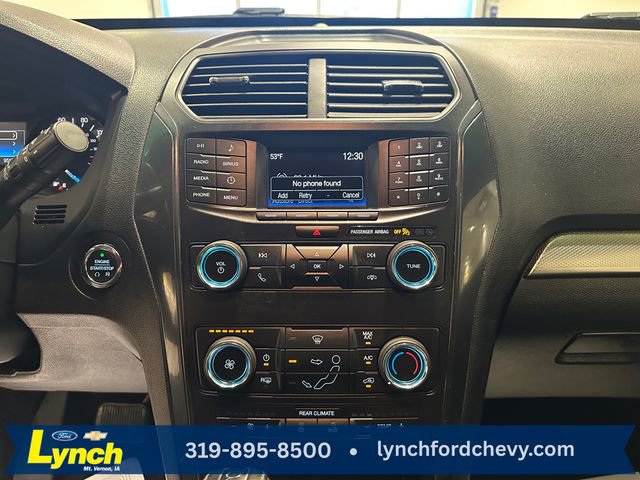 Used 2018 Ford Explorer XLT image 11