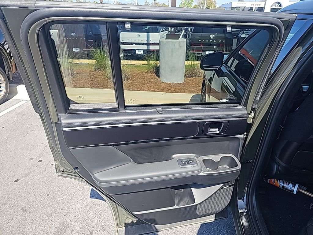 Used 2025 Hyundai Santa Fe Calligraphy image 18