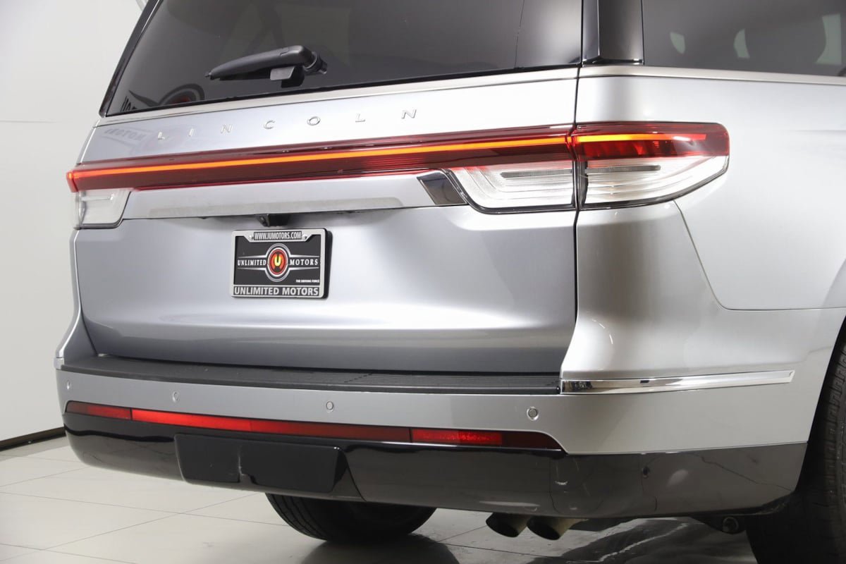 Used 2024 Lincoln Navigator L 4WD image 46