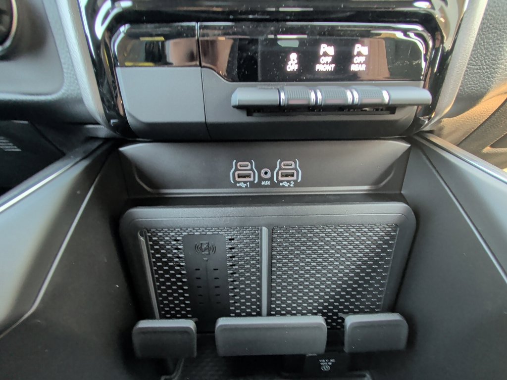 New 2026 RAM 1500 Big Horn AWD/4WD image 24