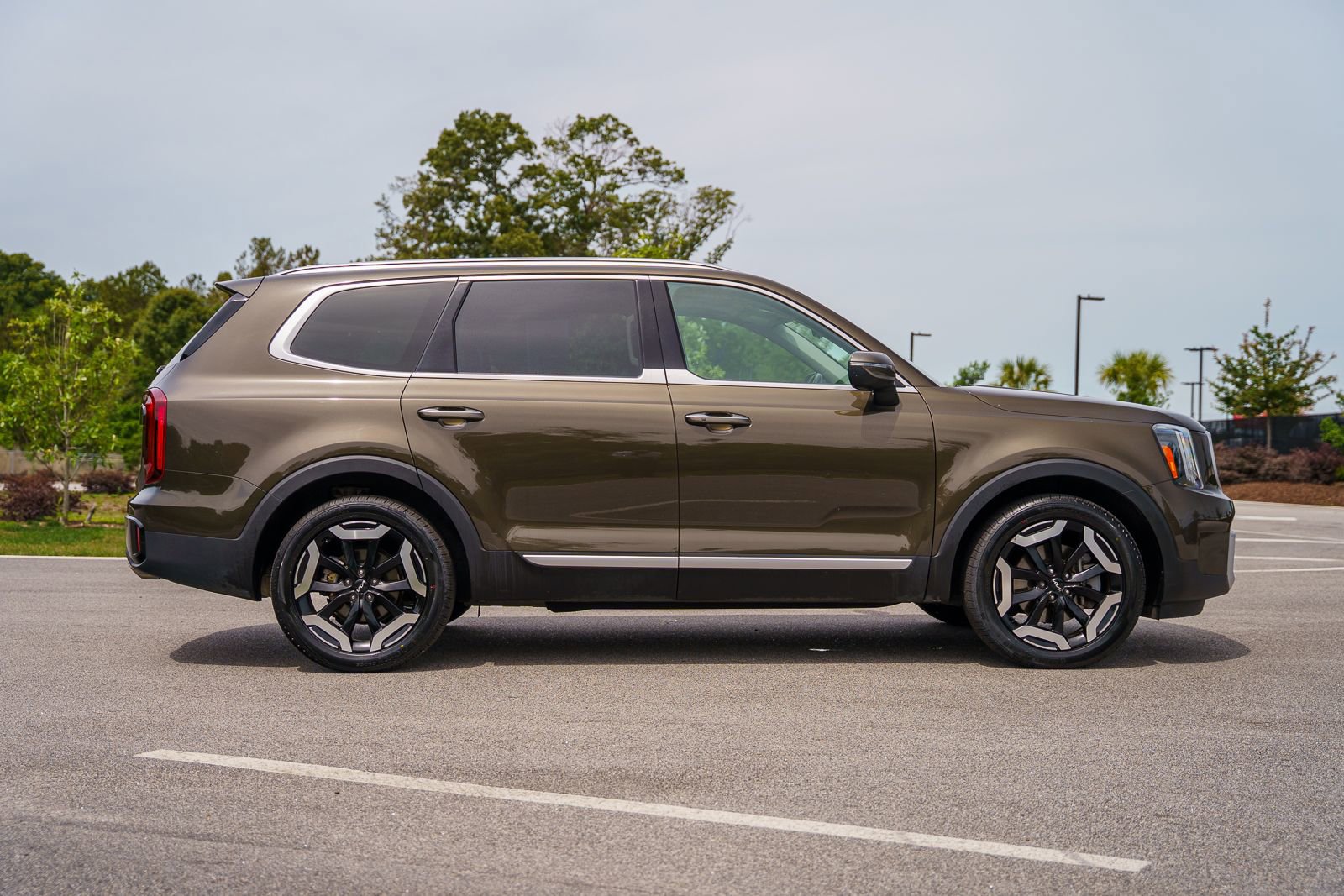 Used 2025 Kia Telluride S AWD/4WD image 8