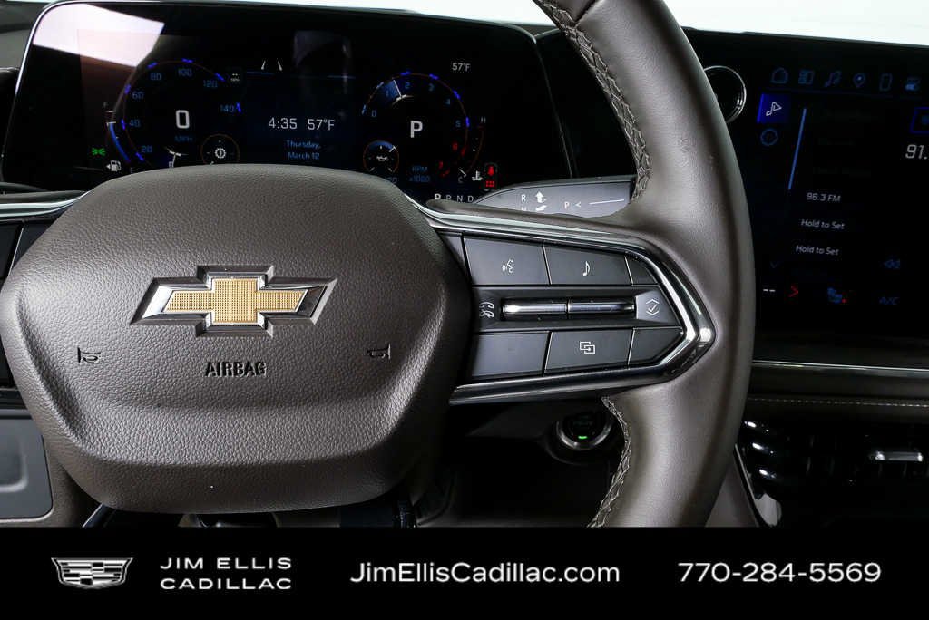Used 2025 Chevrolet Tahoe LT RWD image 10