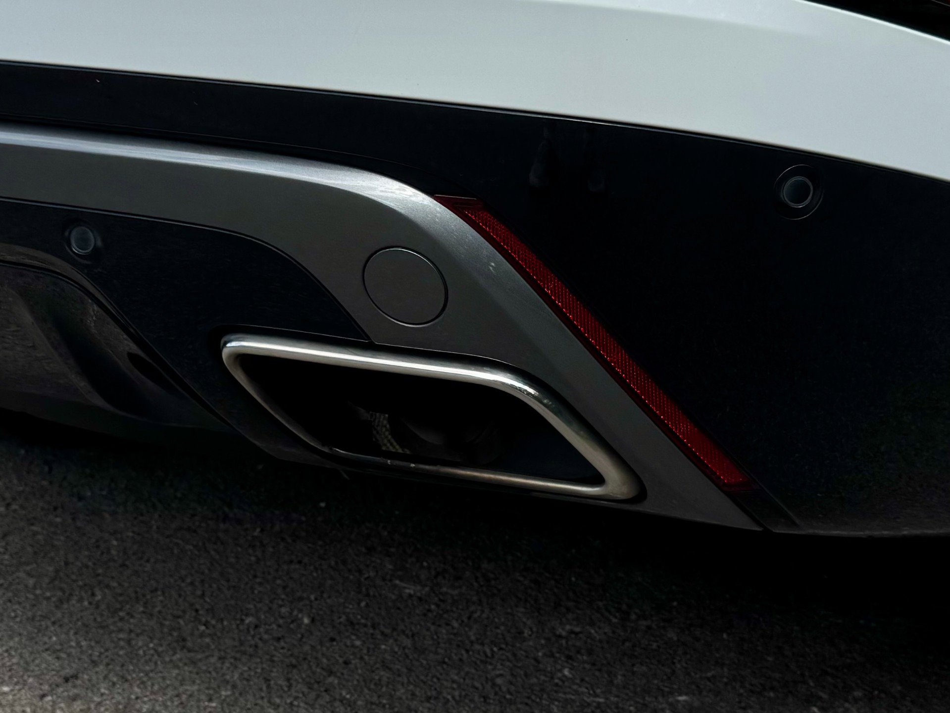 Used 2023 Land Rover Range Rover Velar R-Dynamic S image 87