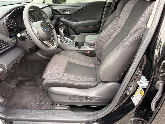 Used 2025 Subaru Outback Premium w/ Popular Package #1A AWD/4WD image 8