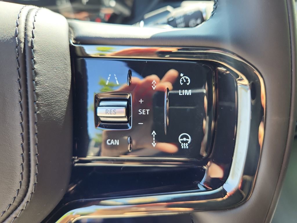 Certified 2026 Land Rover Range Rover Velar S image 20