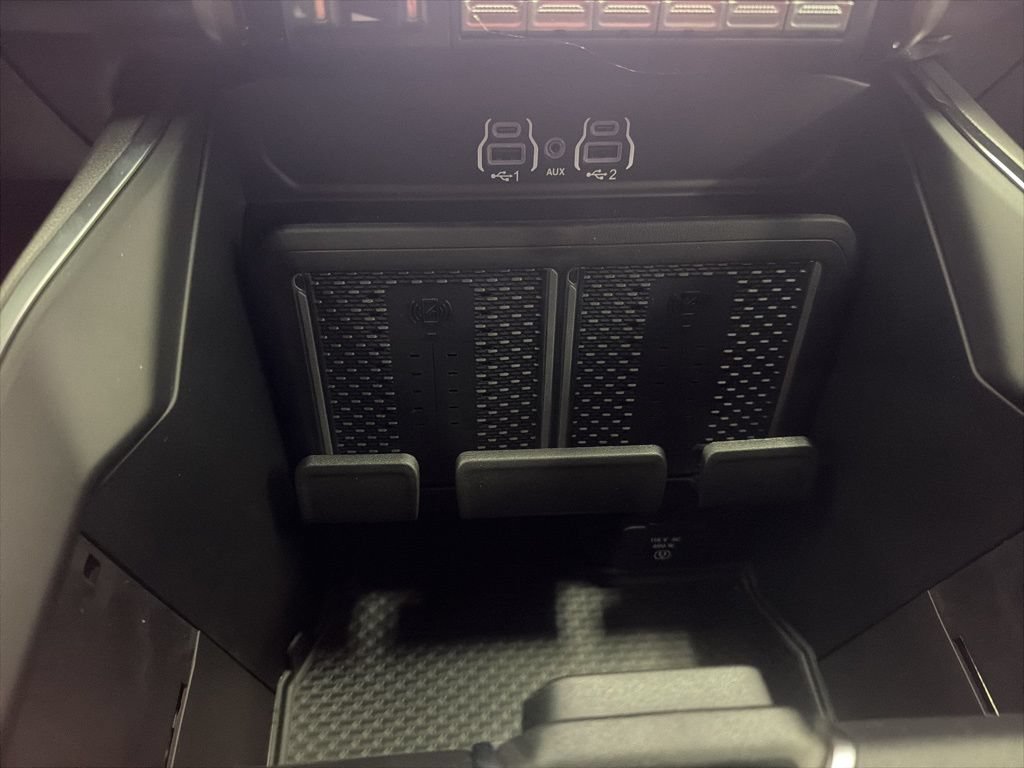 New 2026 RAM 3500 Laramie AWD/4WD image 13