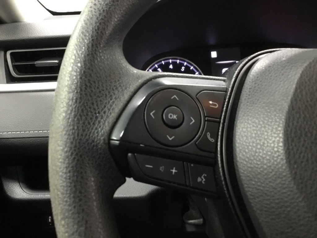 Used 2019 Toyota RAV4 LE w/ All Weather Liner Package AWD/4WD image 30