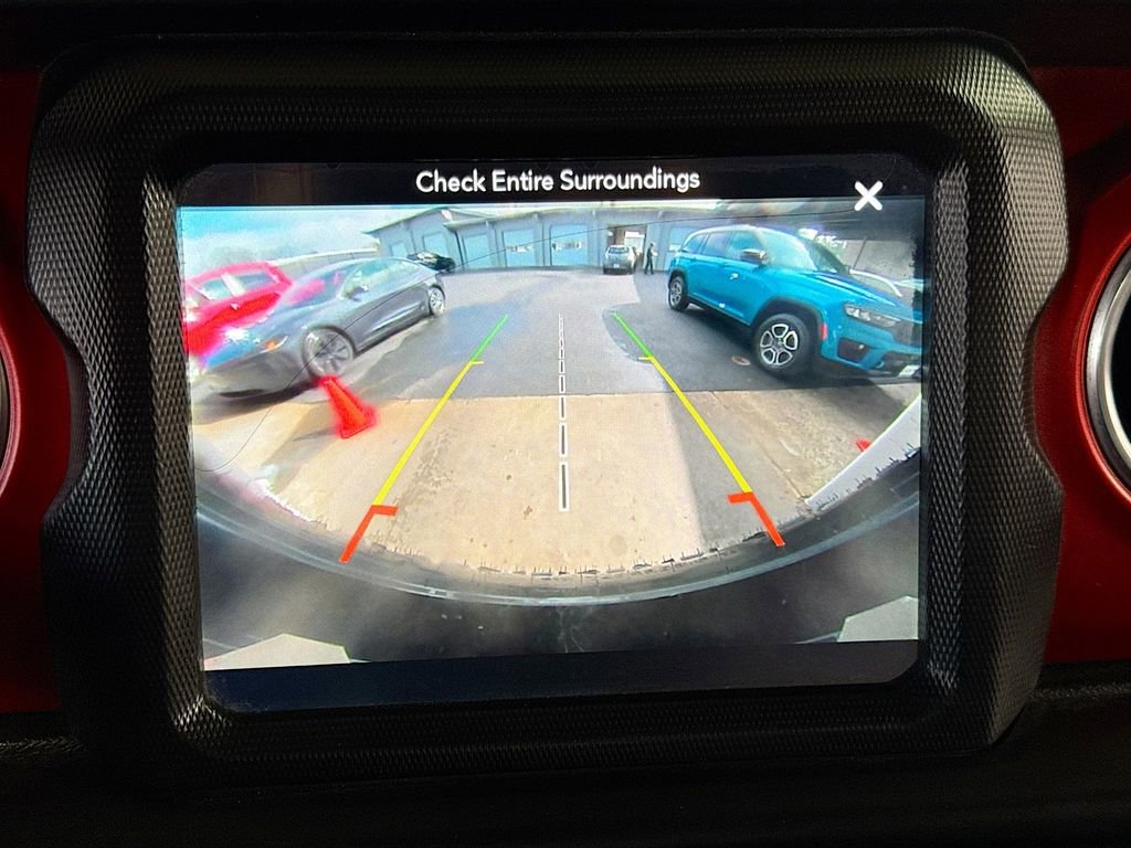 Used 2018 Jeep Wrangler Unlimited Rubicon image 24