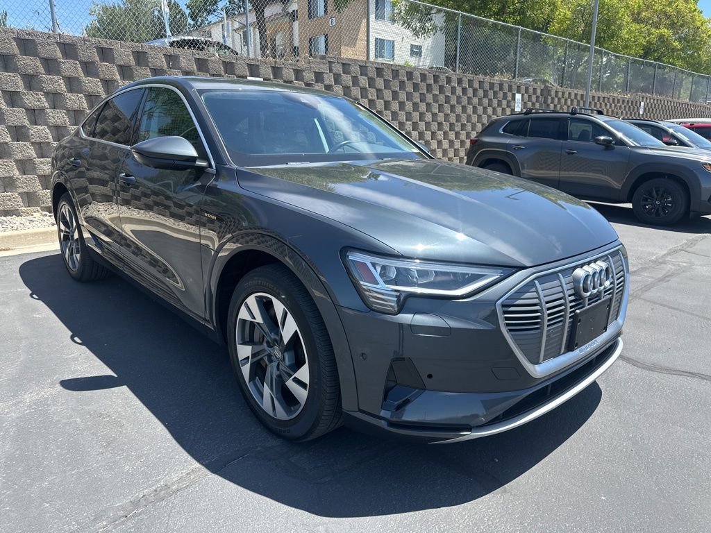 Used 2020 Audi e-tron Premium Plus AWD/4WD image 3