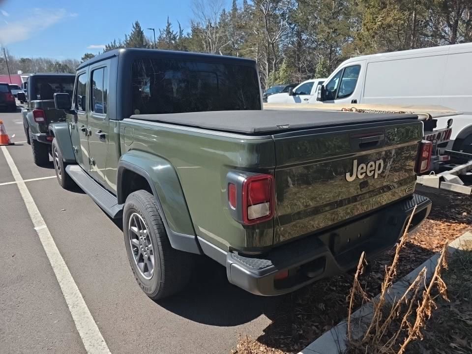 Used 2023 Jeep Gladiator Overland w/ Cold Weather Group image 8