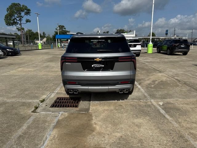 New 2026 Chevrolet Traverse LT w/ Driver Confidence Package FWD image 5