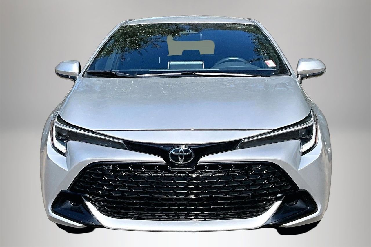 Used 2024 Toyota Corolla SE image 3