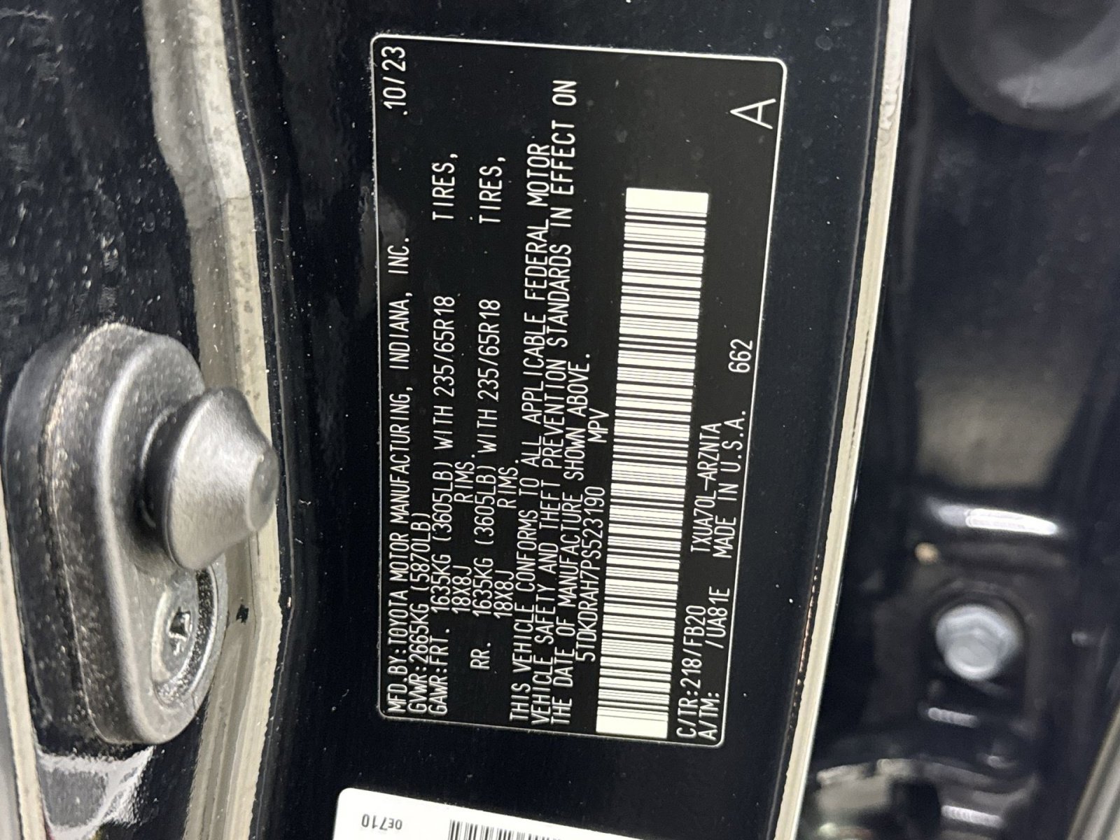 Used 2023 Toyota Highlander L image 34