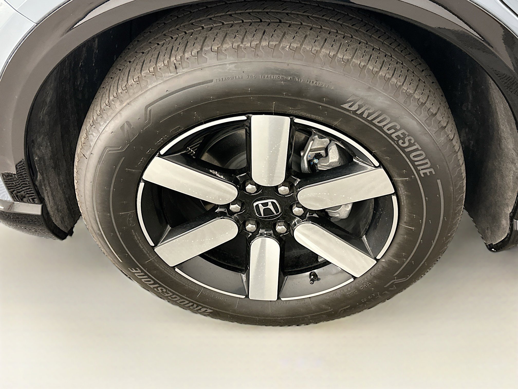 Used 2024 Honda Prologue Touring image 11