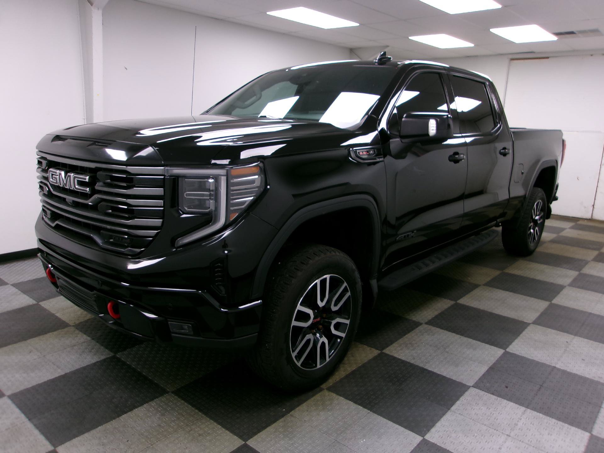 Used 2023 GMC Sierra 1500 AT4 w/ Technology Package