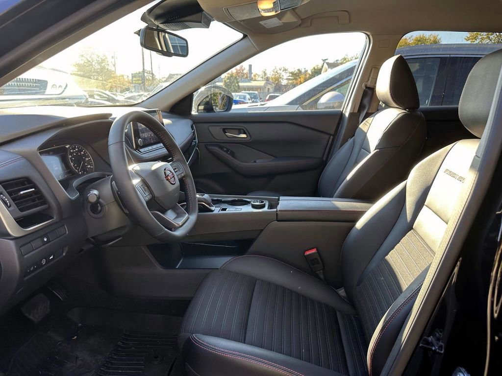 Certified 2025 Nissan Rogue SV w/ Rock Creek Premium Package image 16