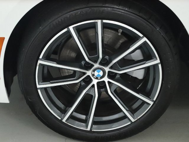 Used 2020 BMW 330i xDrive Sedan w/ Premium Package AWD/4WD image 40