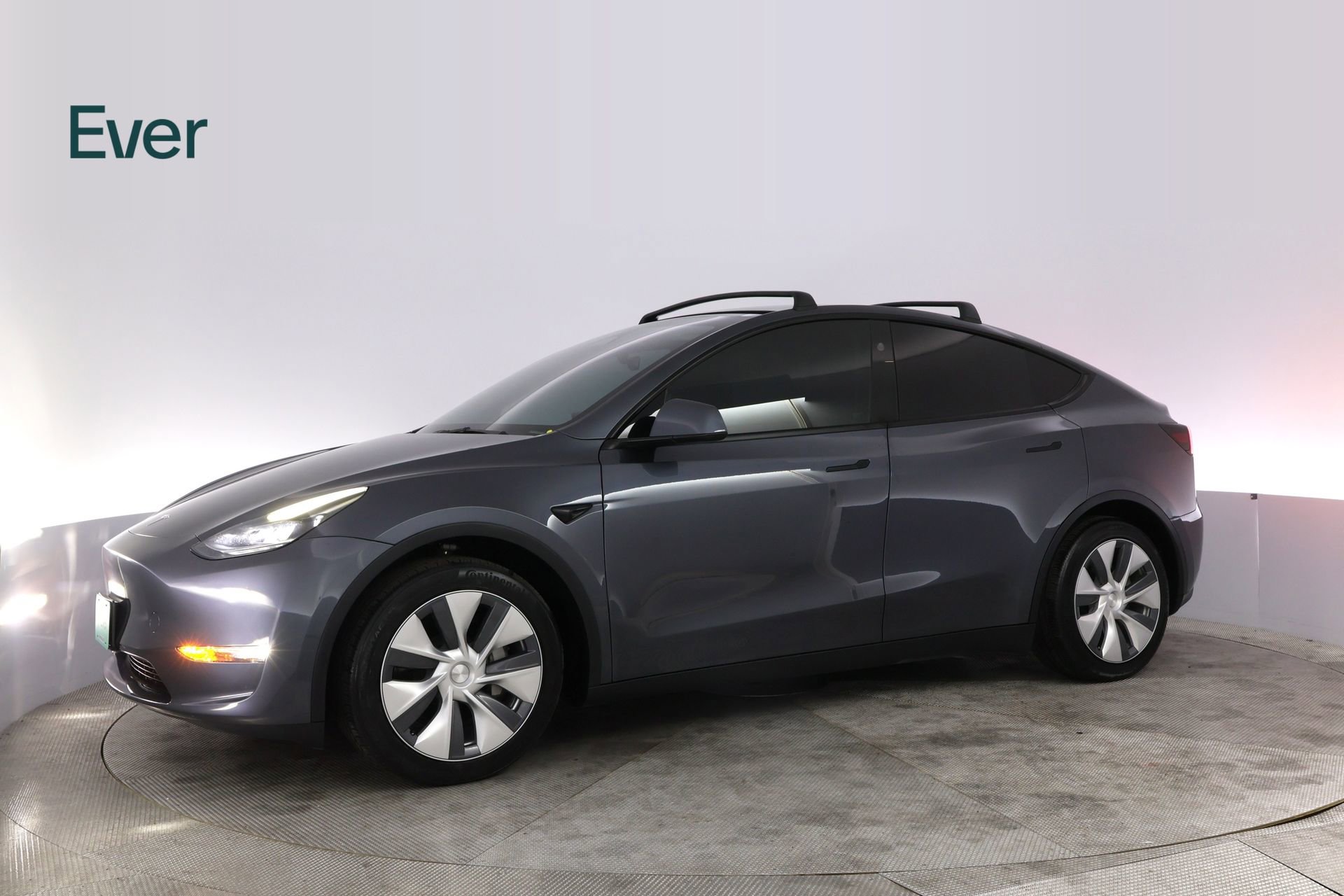 Used 2023 Tesla Model Y Long Range AWD/4WD image 18