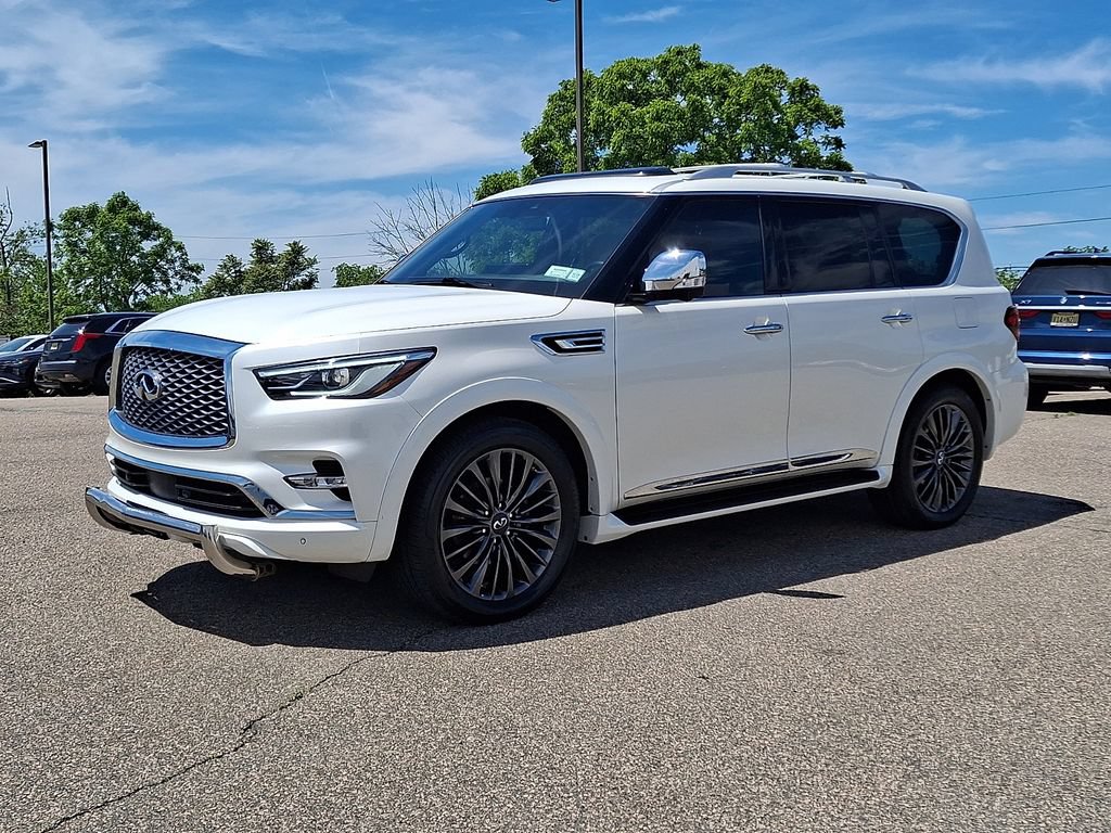 Used 2024 INFINITI QX80 Sensory w/ Cargo Package AWD/4WD image 6