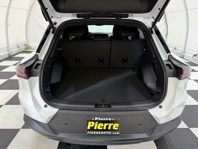 New 2026 Chevrolet Equinox EV LT image 4