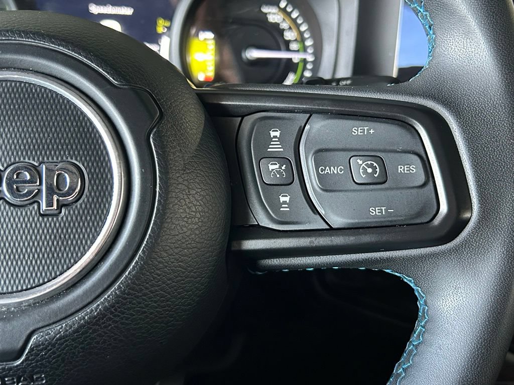Used 2024 Jeep Wrangler Unlimited Rubicon 4xe AWD/4WD image 30