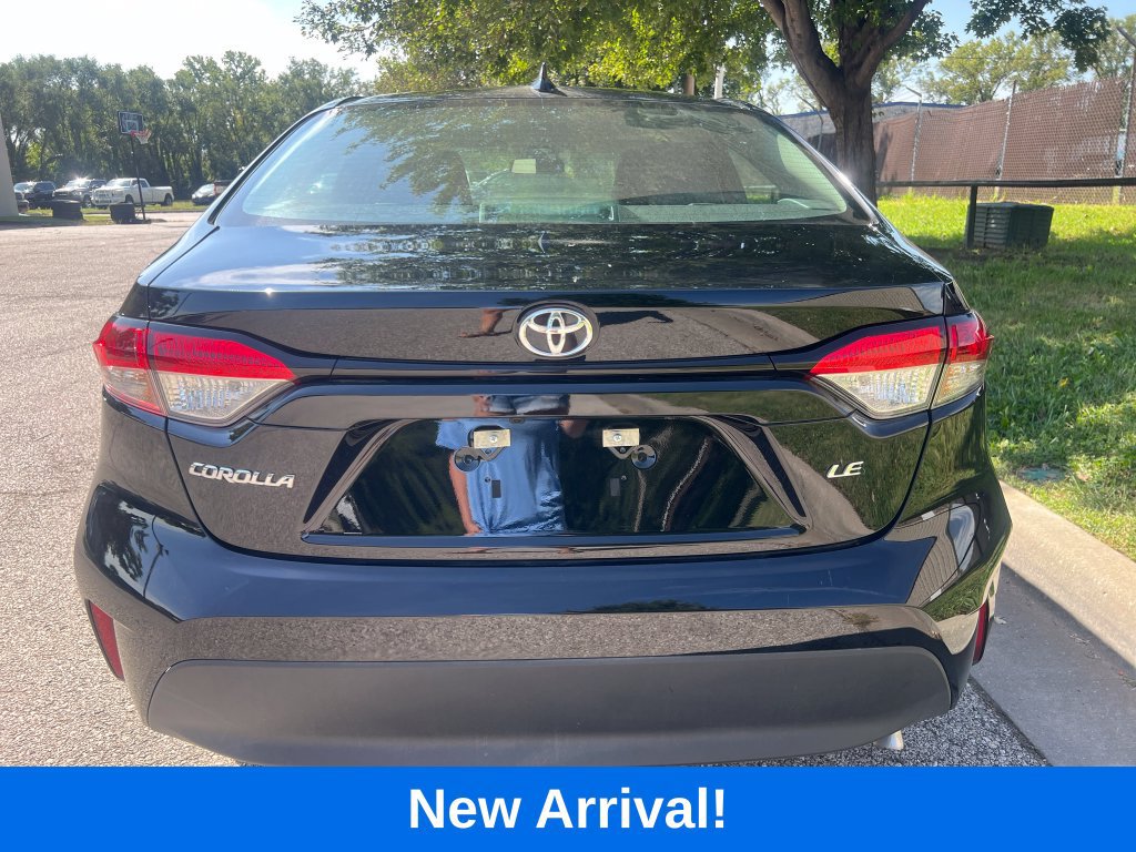 Used 2026 Toyota Corolla LE FWD image 6