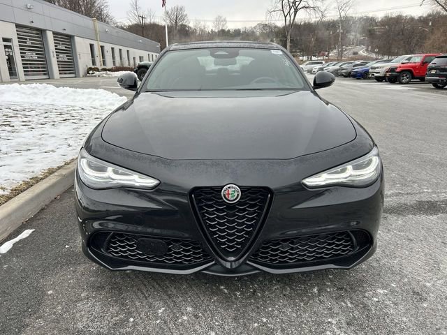 New 2025 Alfa Romeo Giulia AWD w/ Driving Assist Package image 3