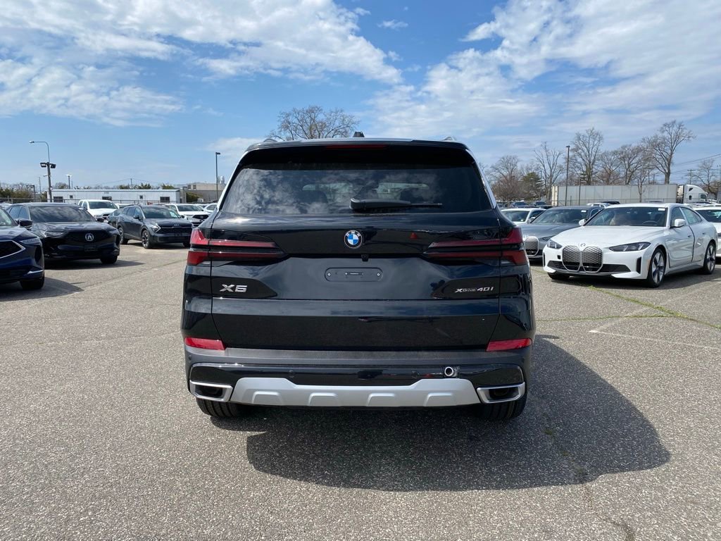 New 2026 BMW X5 xDrive40i w/ Premium Package image 3