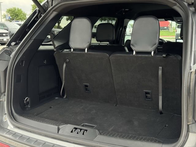 Certified 2025 Ford Explorer ST-Line AWD/4WD image 35